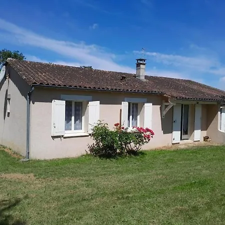 Jolie Maison A La Campagne Avec Jacuzzi * Bussac (Dordogne)